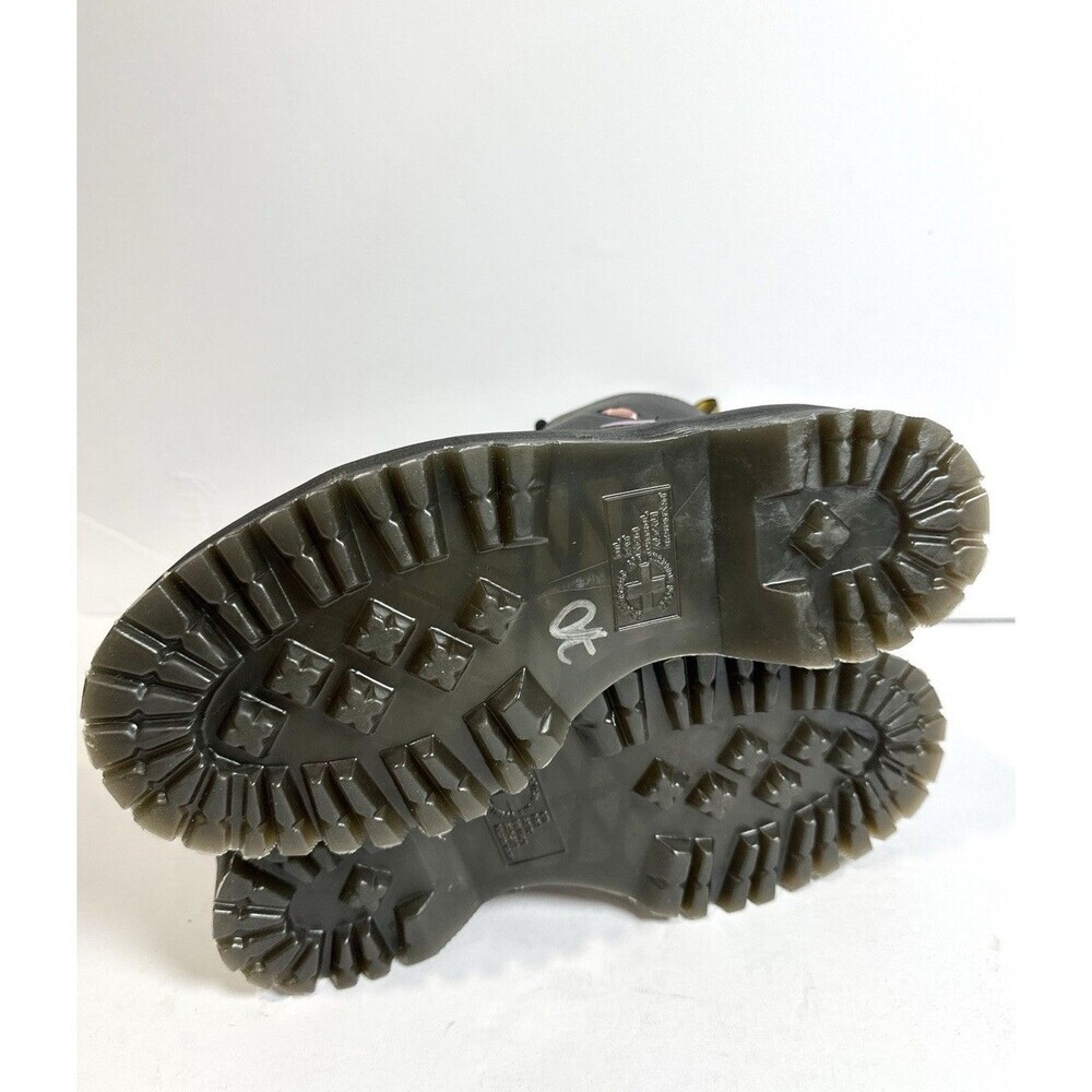 Dr. Martens Sinclair Heart Chunky Platform Boot Size 7 Unique Sweet Details - Picture 9 of 11